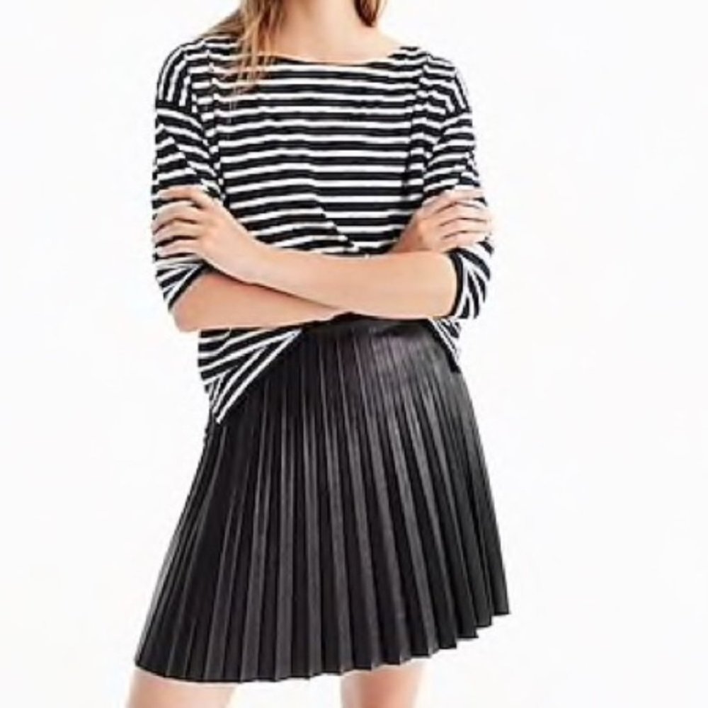 J.Crew Black Faux Leather Pleated Skirt 00